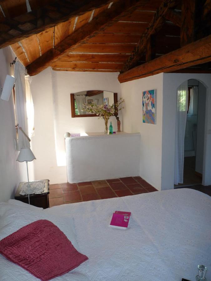 몬투르 La Rose Des Vents B&B 외부 사진